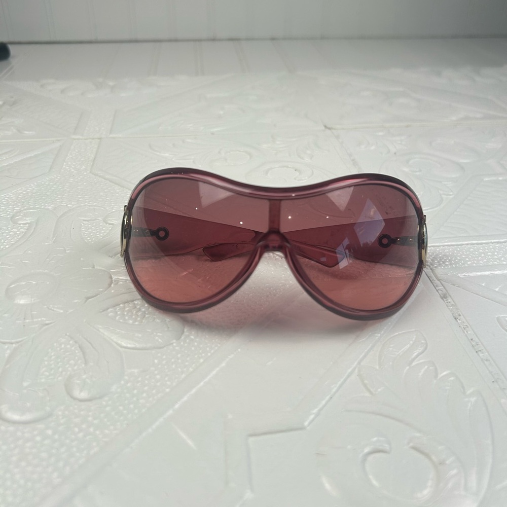 Gucci Women’s Oversized Pink Shield Sunglasses - Picture 5 of 9